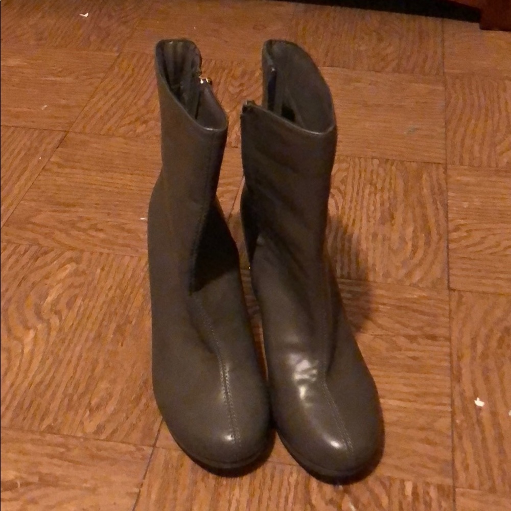 Faux leather grey boots